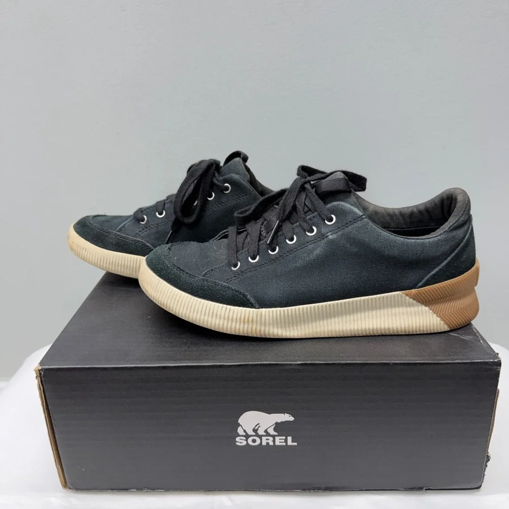 Sorel Out N About Plus Womens‎ 8 Low Waterproof Sneakers Black Suede Canvas